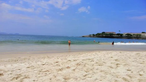Praia posto 4 