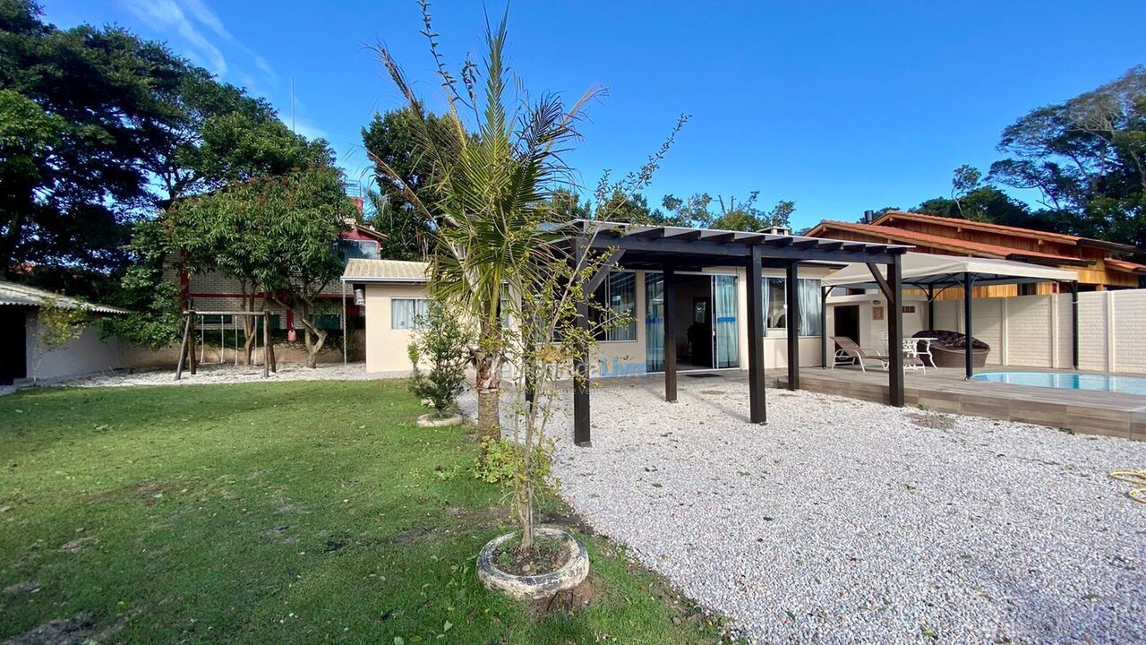 House for vacation rental in Bombinhas (Canto Grande)