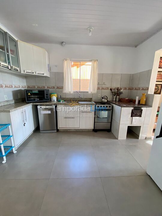 House for vacation rental in Bombinhas (Canto Grande)