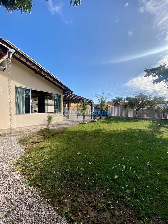 House for vacation rental in Bombinhas (Canto Grande)