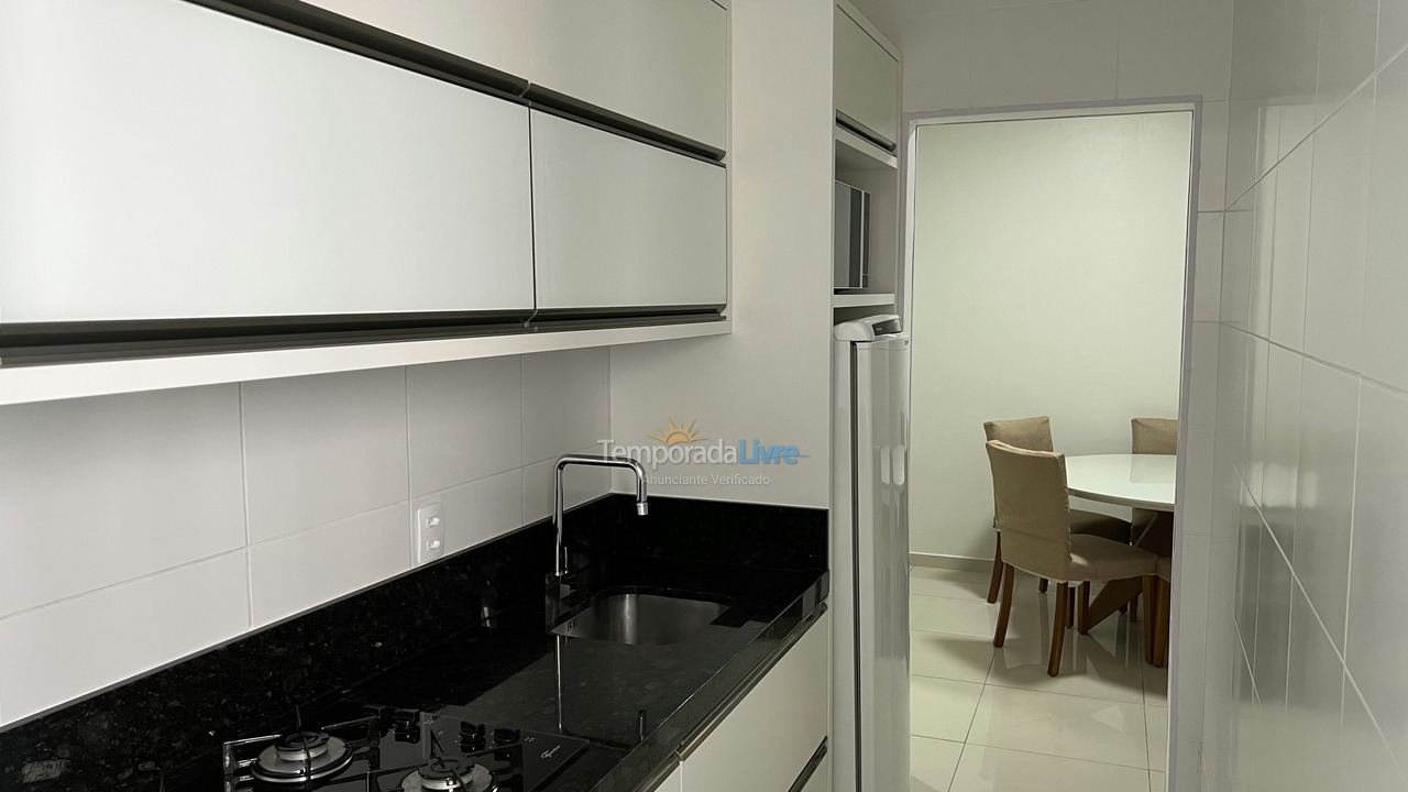 Apartamento para aluguel de temporada em Balneário Camboriú (Praia Central)