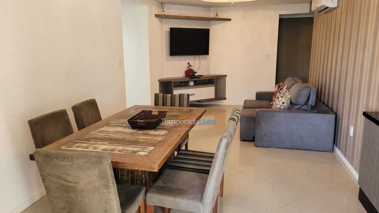 Apartment for vacation rental in Itapema (Meia Praia)