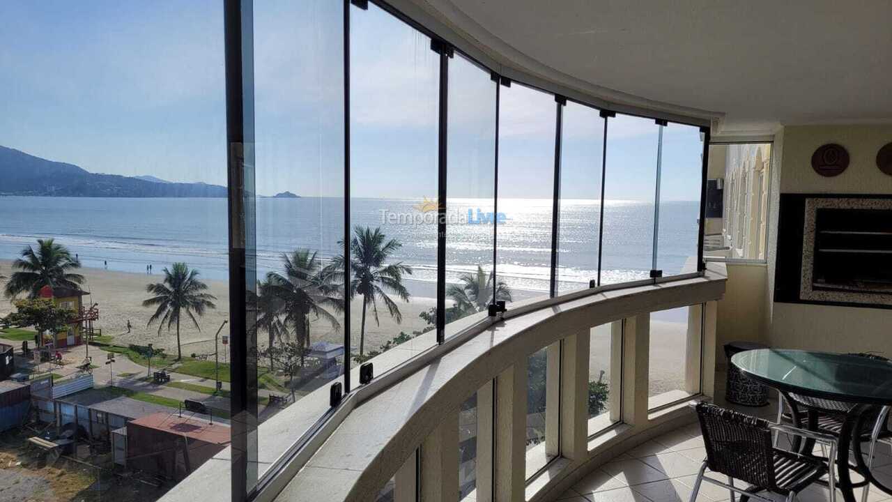 Apartment for vacation rental in Itapema (Meia Praia)