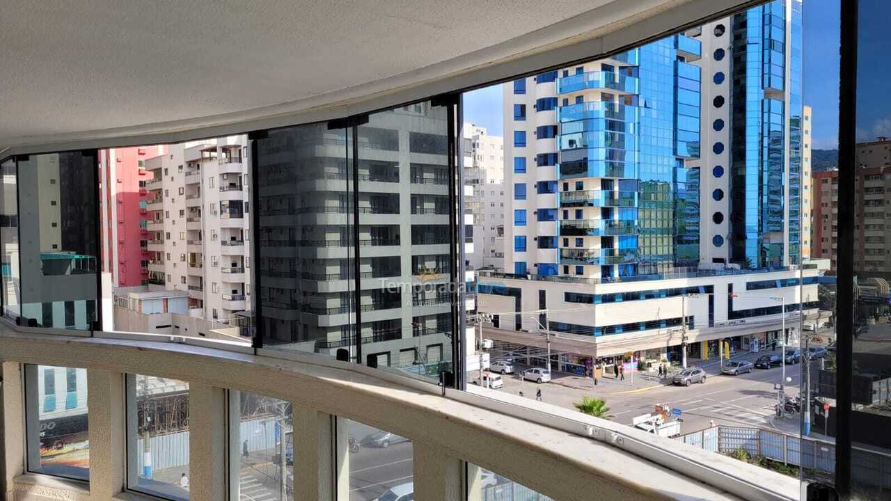 Apartment for vacation rental in Itapema (Meia Praia)