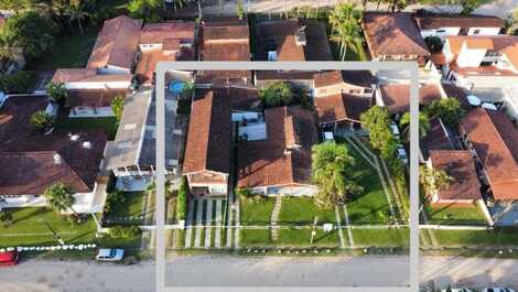 APARTMENT - HOUSE 8-11 people PE on the SAND, SEA FRONT, Lagoinha Ubatuba