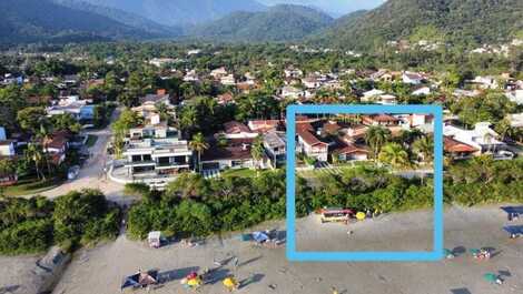 APARTMENT - HOUSE 8-11 people PE on the SAND, SEA FRONT, Lagoinha Ubatuba