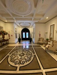 3-bedroom apartment on the seafront