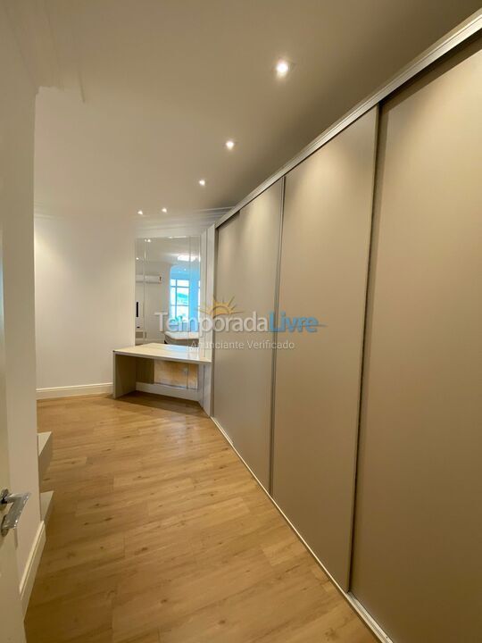 Apartment for vacation rental in Itapema (Meia Praia)