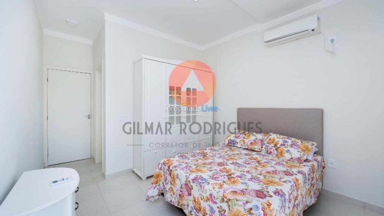 House for vacation rental in Bombinhas (Canto Grande)