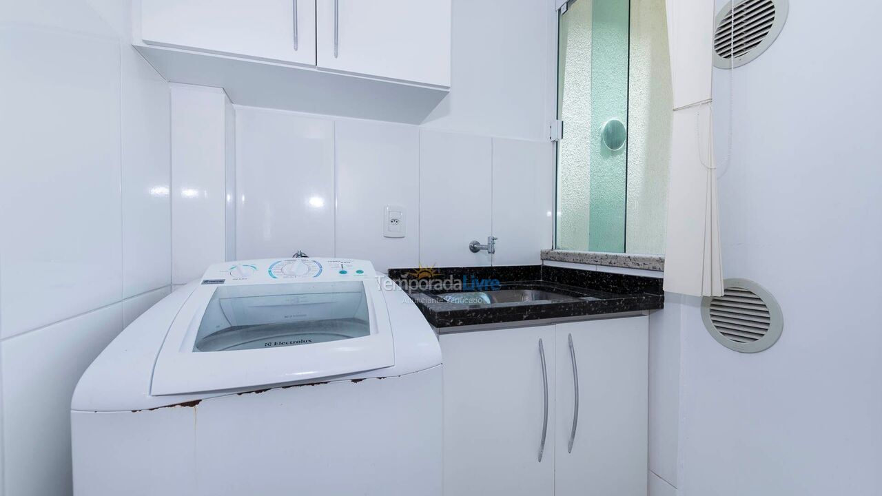 Apartment for vacation rental in Bombinhas (Praia de Bombas)