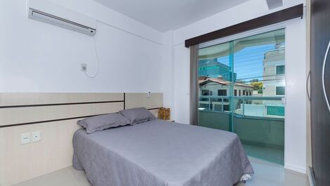 2 bedroom apartment for up to 6 people 250 meters from Bombas beach