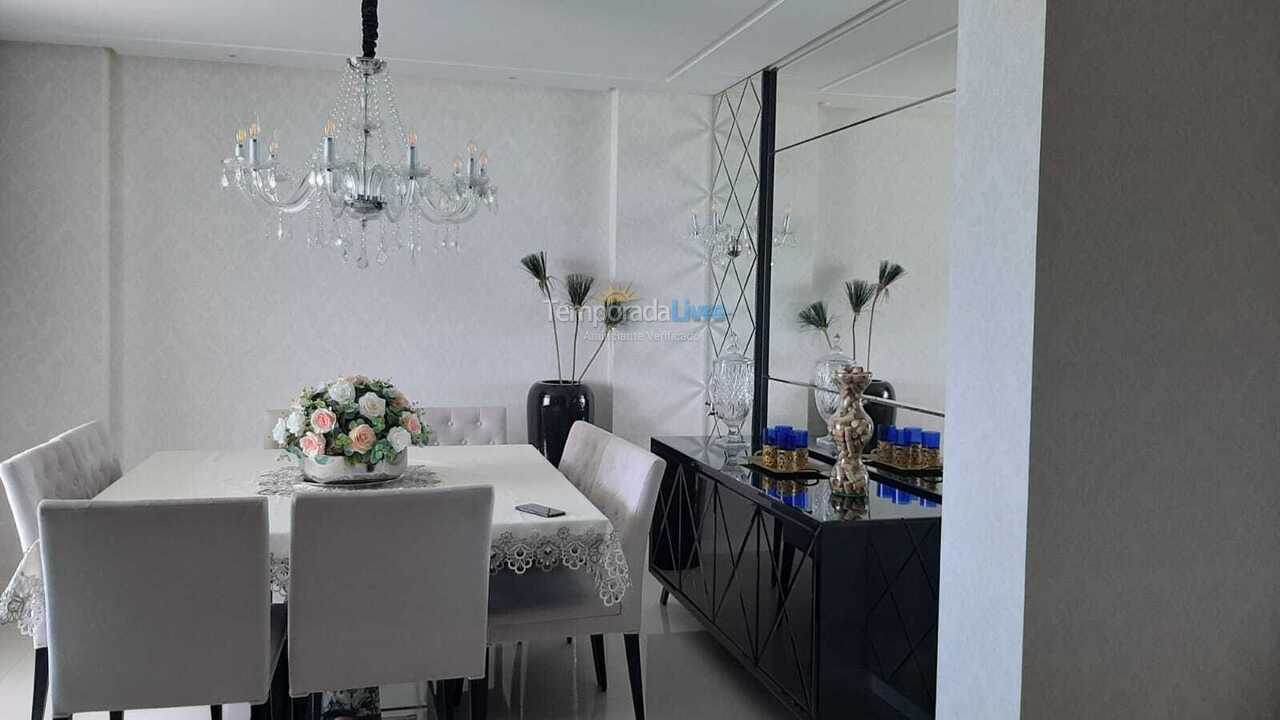 Apartment for vacation rental in Itapema (Meia Praia)