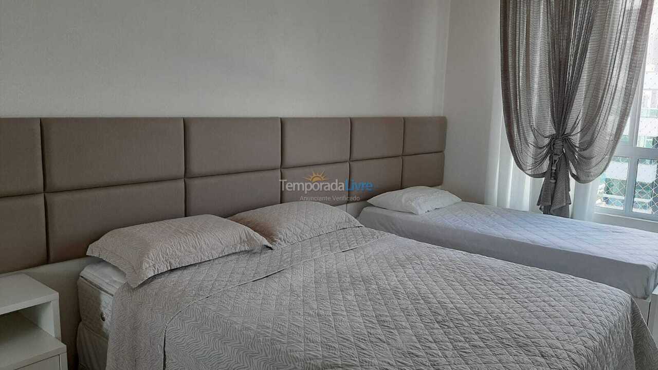 Apartment for vacation rental in Itapema (Meia Praia)