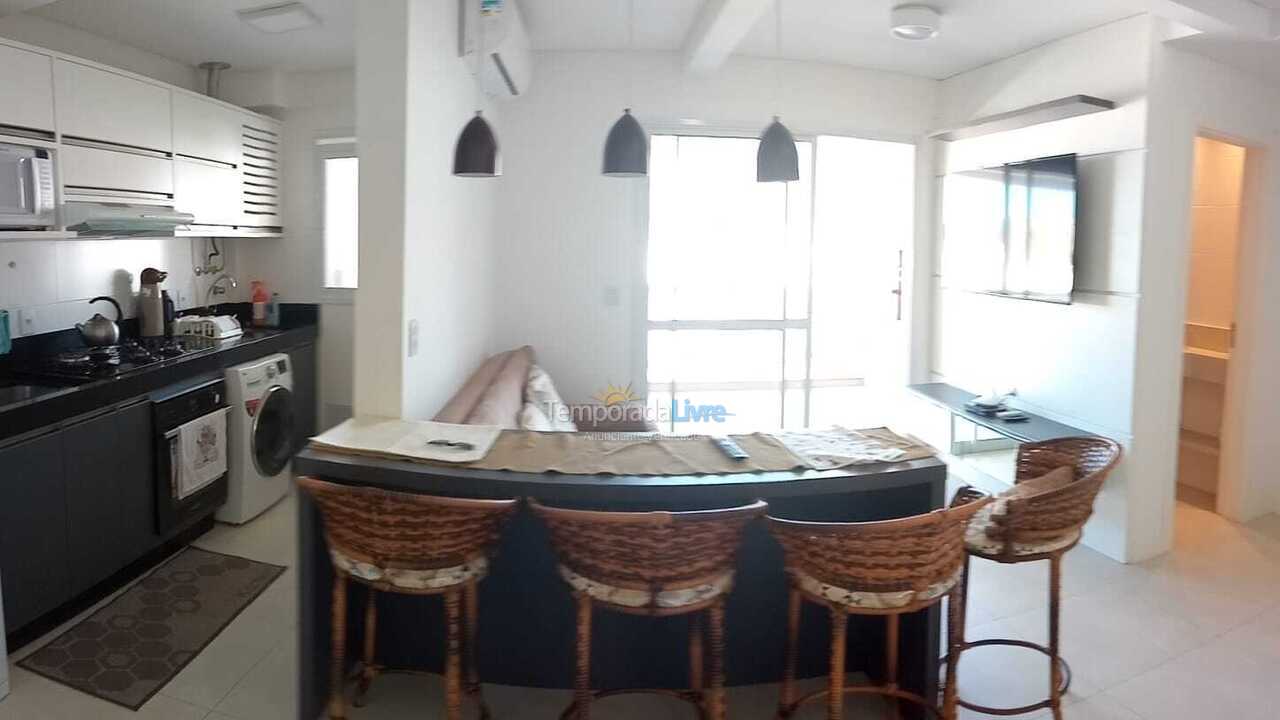 Apartamento para aluguel de temporada em Governador Celso Ramos (Palmas do Arvoredo)