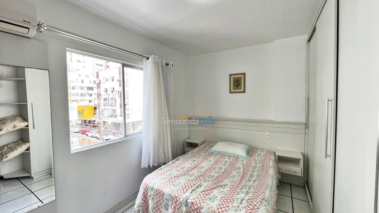 Apartamento para aluguel de temporada em Balneário Camboriú (Praia Central)