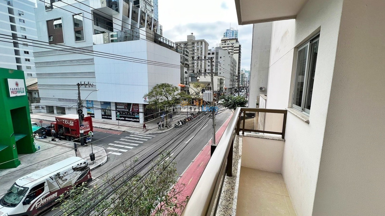 Apartamento para aluguel de temporada em Balneário Camboriú (Praia Central)