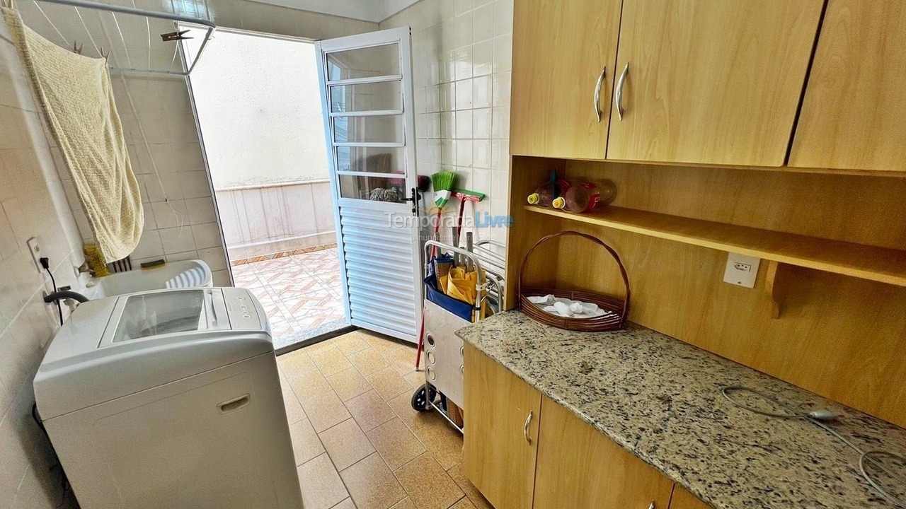 Apartamento para aluguel de temporada em Balneário Camboriú (Praia Central)