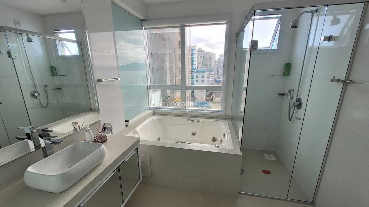 Apartamento para alquiler de vacaciones em Itapema (Meia Praia)