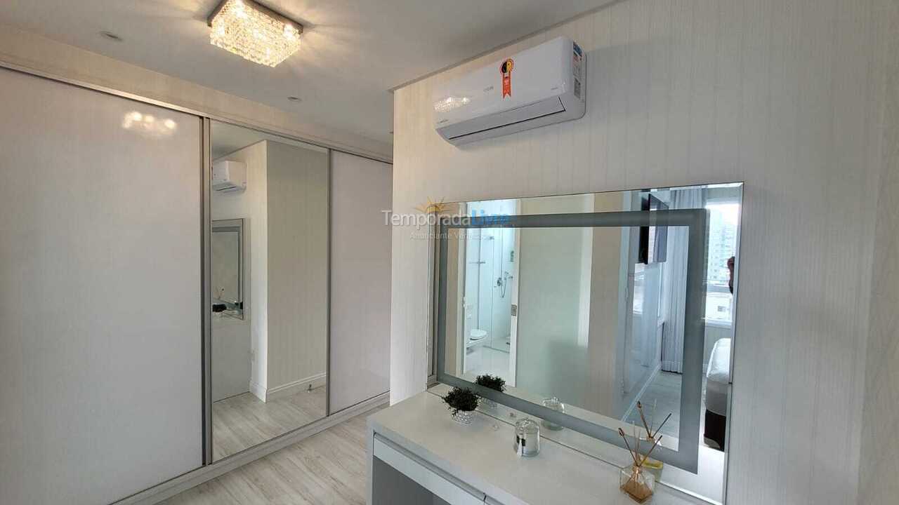 Apartamento para alquiler de vacaciones em Itapema (Meia Praia)