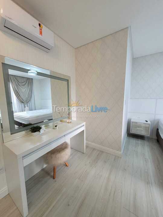 Apartamento para alquiler de vacaciones em Itapema (Meia Praia)