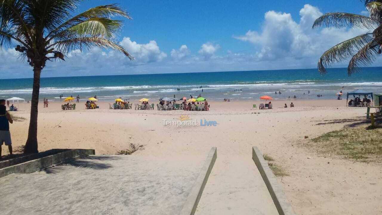 Casa para alquiler de vacaciones em Camaçari (Praia de Guarajuba)