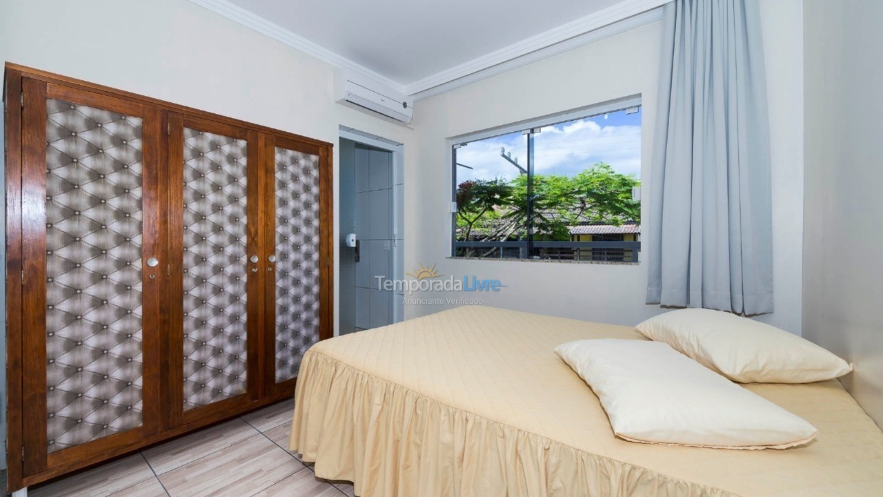 Apartamento para aluguel de temporada em Bombinhas (Praia de Zimbros)