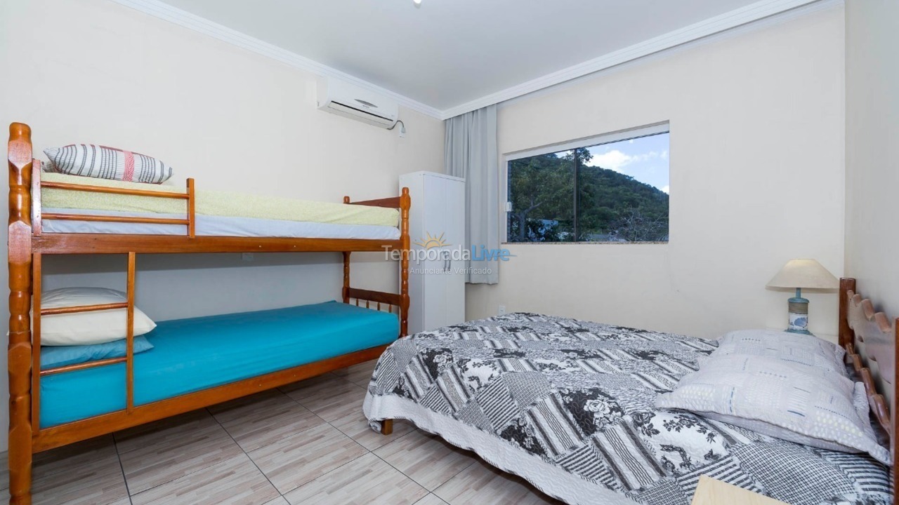 Apartamento para alquiler de vacaciones em Bombinhas (Praia de Zimbros)