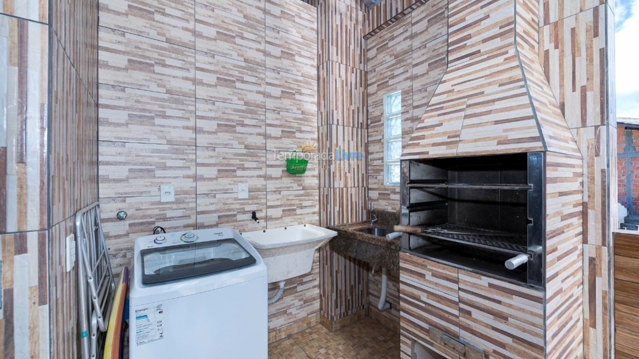 Apartamento para alquiler de vacaciones em Bombinhas (Praia de Zimbros)