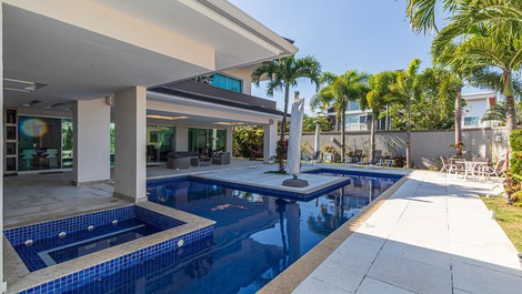 Del Lago Mansion, The Best of the Condominium