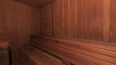 PERFECT PLACE FOR THOSE WHO COME TO WORK IN LARGE GROUPS UP TO 25 P.- BEACH
