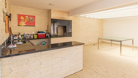 PERFECT PLACE FOR THOSE WHO COME TO WORK IN LARGE GROUPS UP TO 25 P.- BEACH