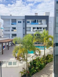 Complete, comfort 1 block from the sea! A22