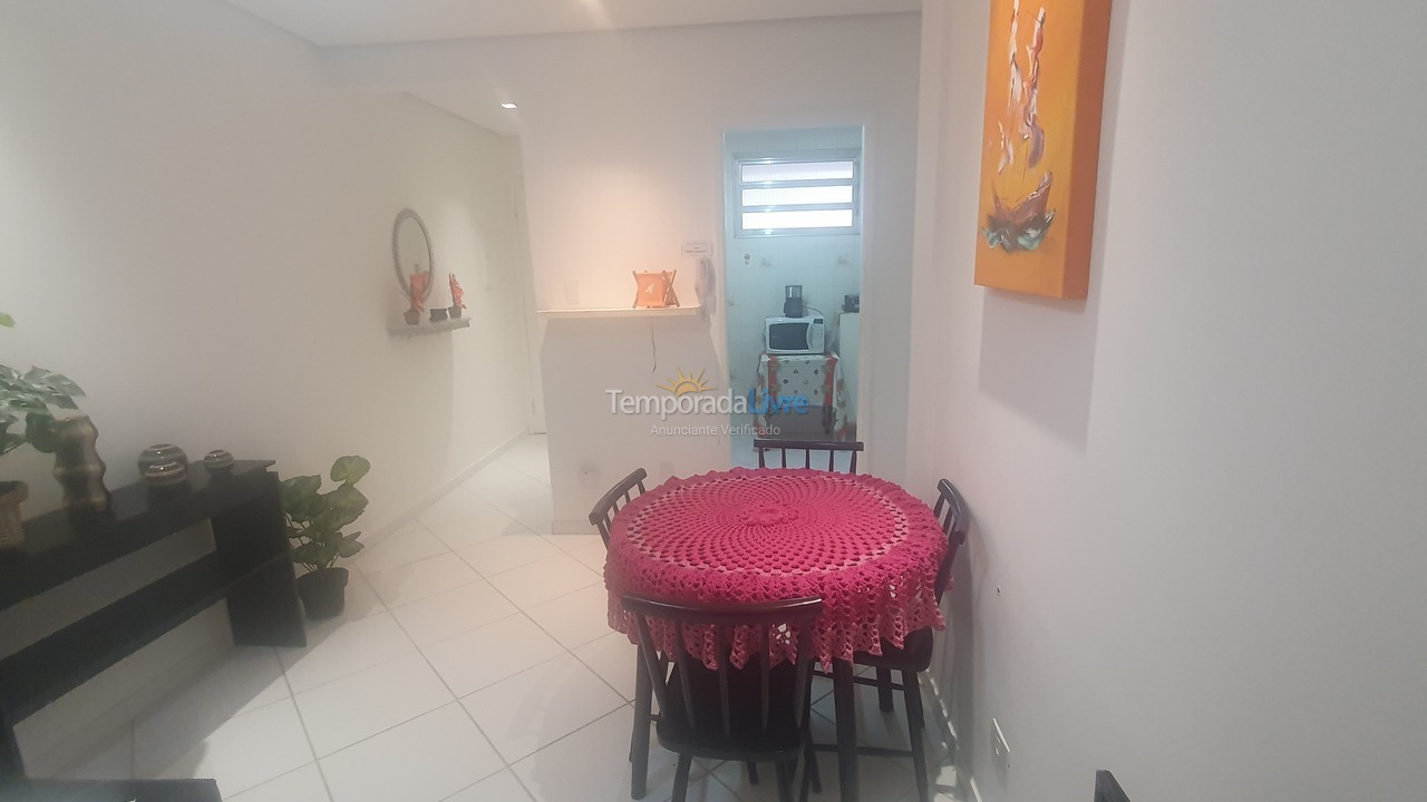 Apartamento para aluguel de temporada em Guarujá (Enseada)