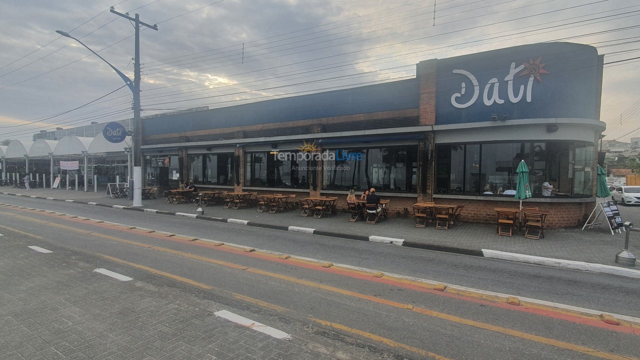 Apartamento para aluguel de temporada em Guarujá (Enseada)