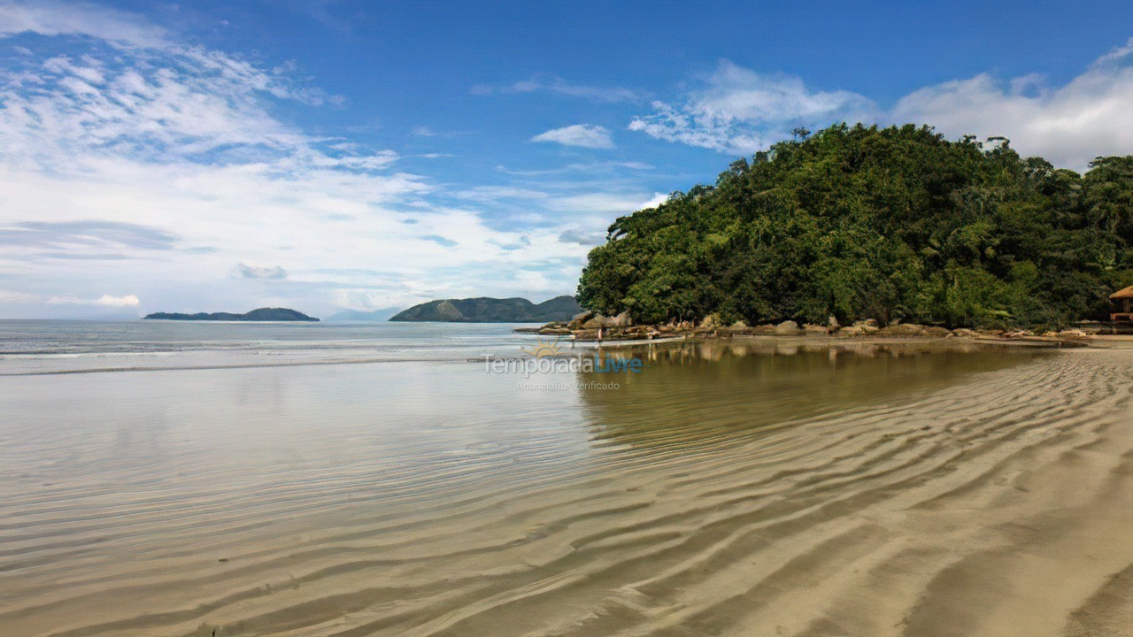 Casa para aluguel de temporada em Ubatuba (Praia do Lázaro)