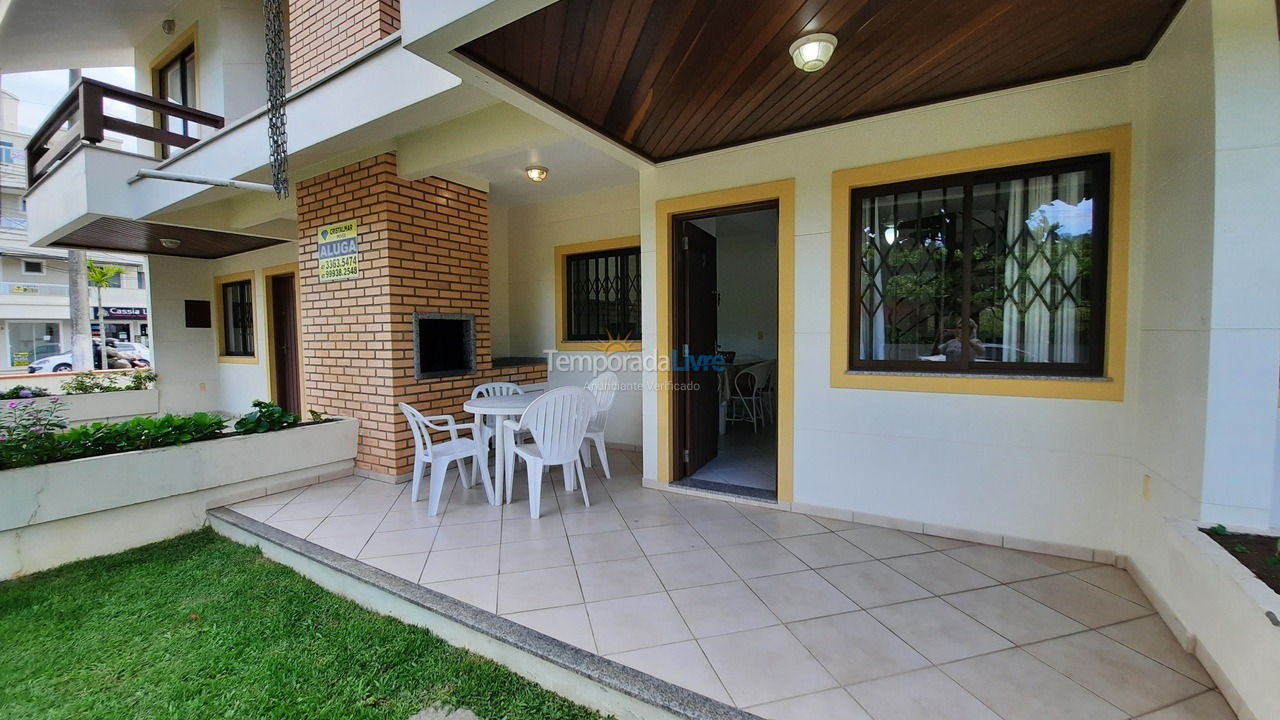 Casa para alquiler de vacaciones em Bombinhas (Praia de Bombas)