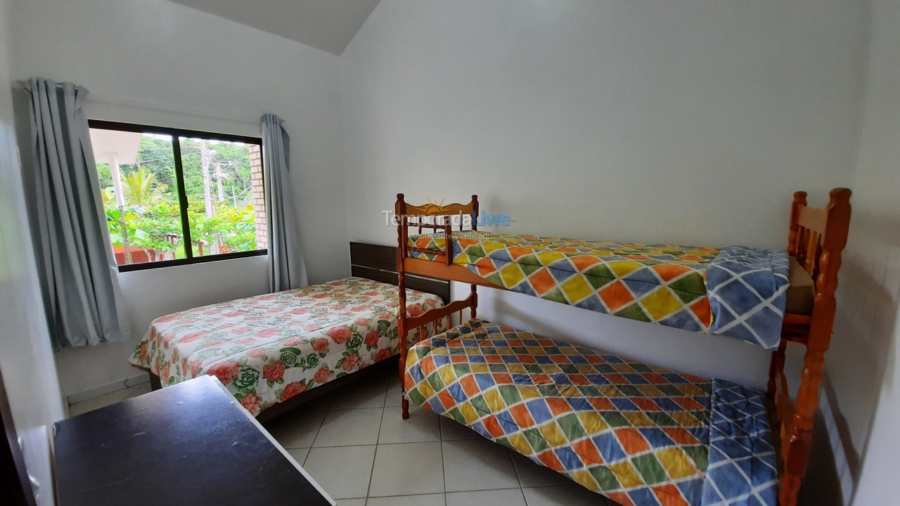 Casa para alquiler de vacaciones em Bombinhas (Praia de Bombas)