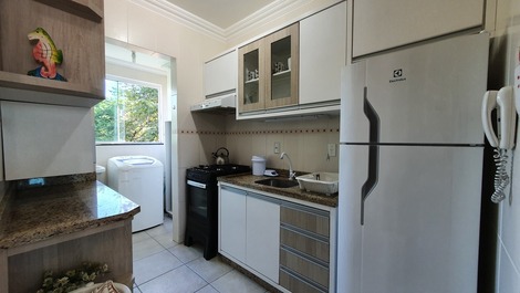 Ático de 2 dormitorios con piscina privada