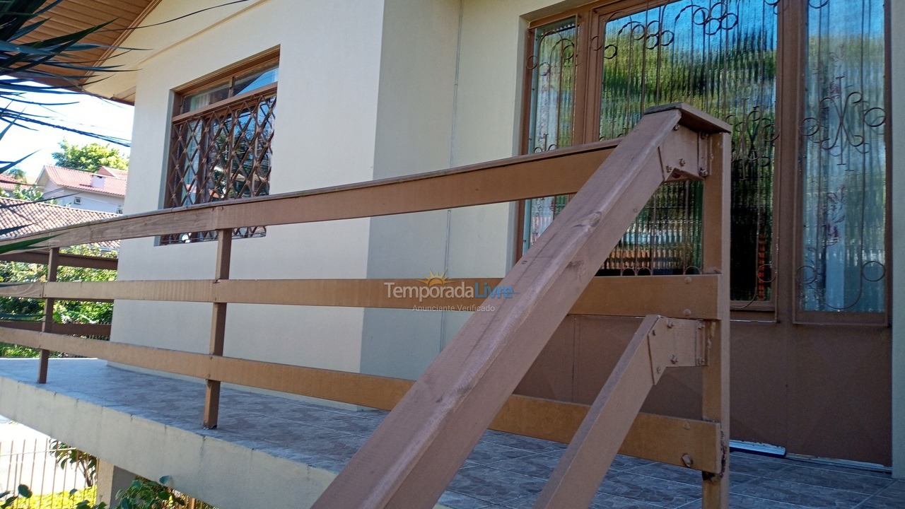 Casa para aluguel de temporada em Novo Hamburgo (Bairro Sao Jose)