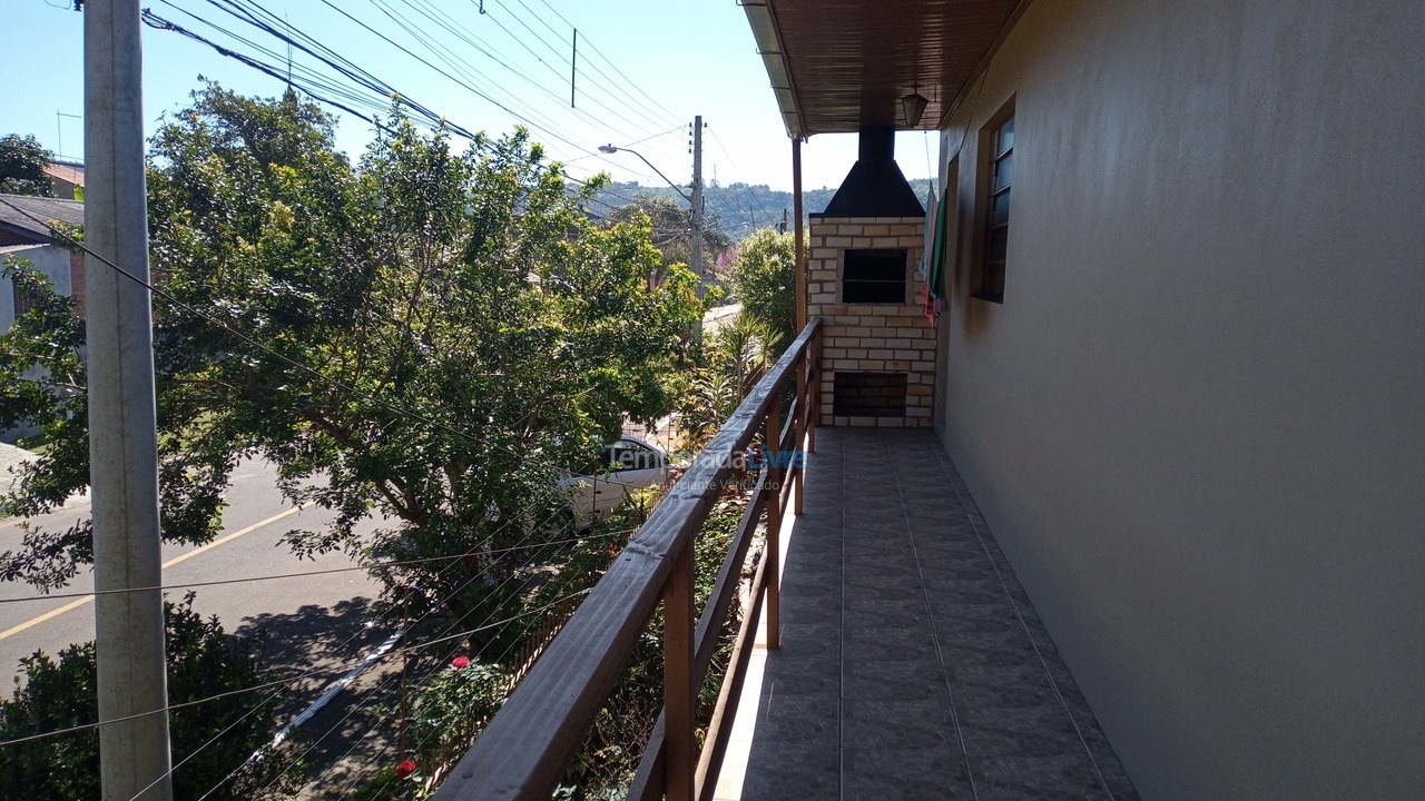 Casa para aluguel de temporada em Novo Hamburgo (Bairro Sao Jose)