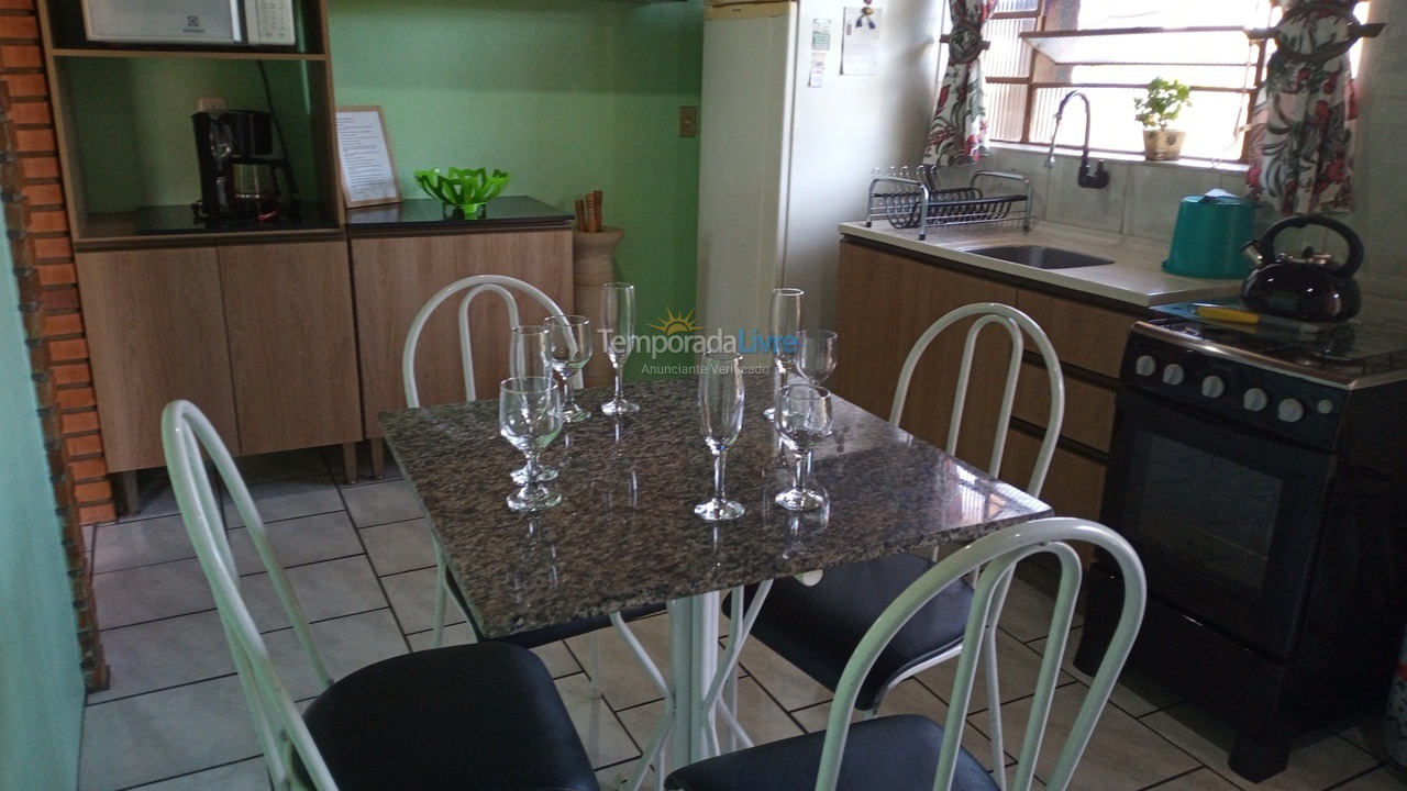 Casa para aluguel de temporada em Novo Hamburgo (Bairro Sao Jose)