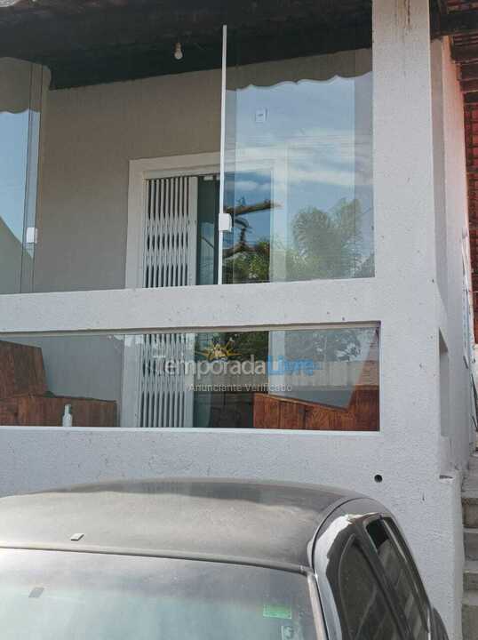 Casa para aluguel de temporada em Mongaguá (Mongaguá)