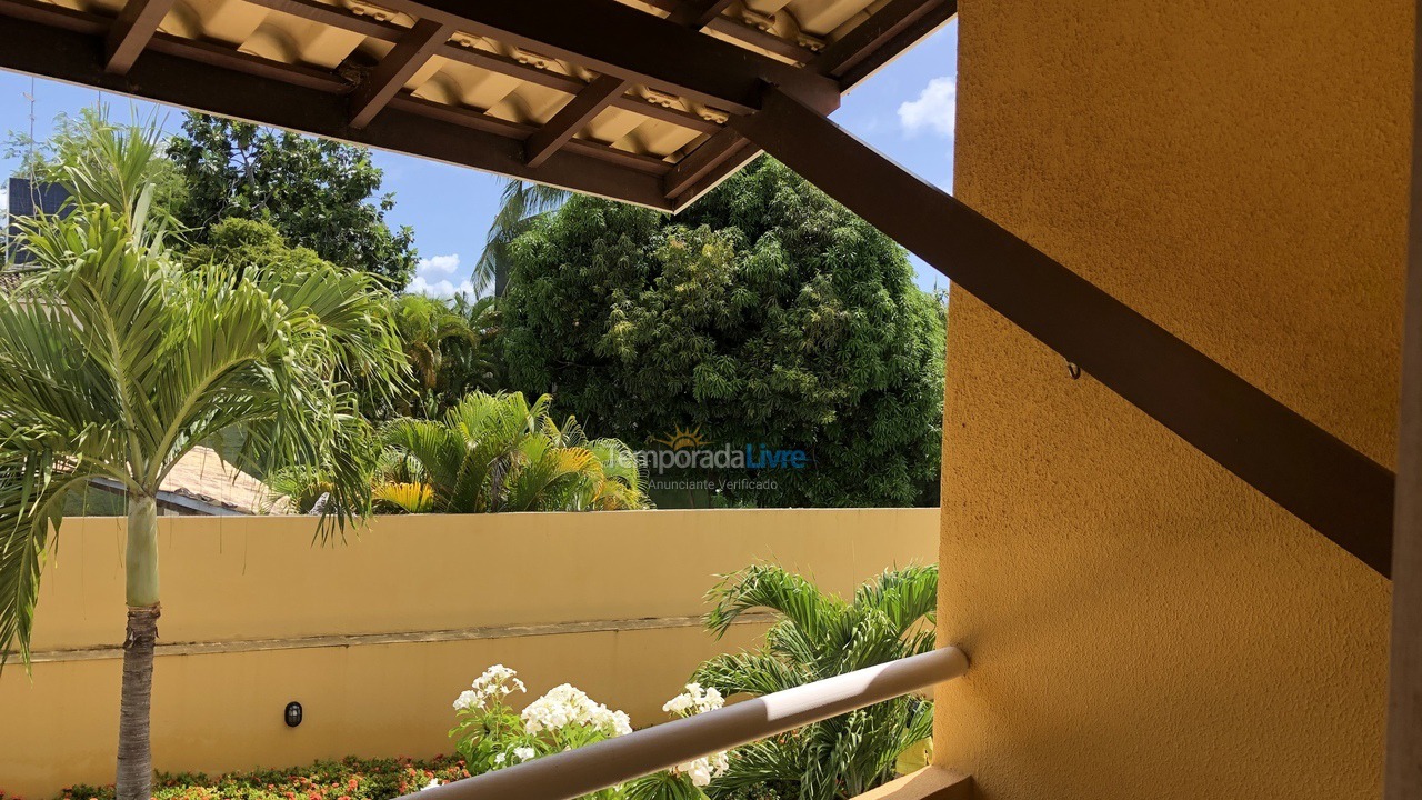 Casa para aluguel de temporada em Camaçari (Praia de Guarajuba)