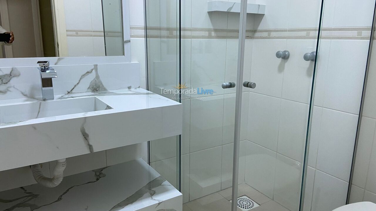 Apartamento para aluguel de temporada em Itapema (Centro)