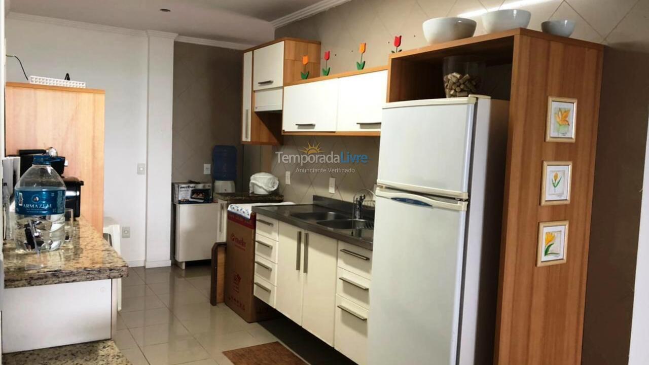 Apartamento para alquiler de vacaciones em Itapema (Meia Praia)