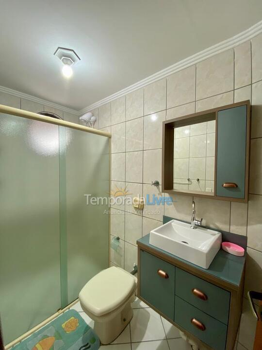 Apartment for vacation rental in Itapema (Meia Praia)