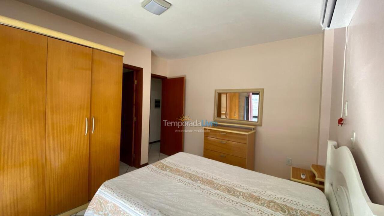 Apartment for vacation rental in Itapema (Meia Praia)