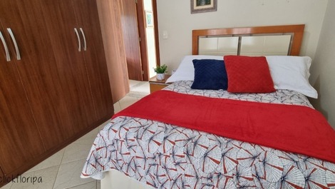 CASA CON PISCINA 3 HABITACIONES a 600 metros del mar.