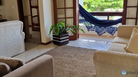 CASA CON PISCINA 3 HABITACIONES a 600 metros del mar.