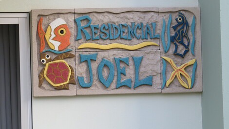 KITINETEo41 / DORMIT. AIRE ACONDICIONADO / TV POR CABLE / WI-FI-